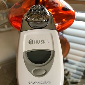 NUSKIN GALVANIC FACIAL SPA